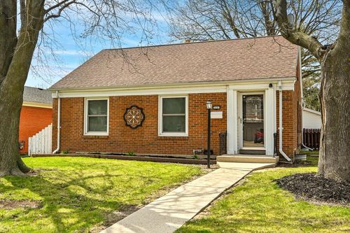 3601 S 32nd Street, Greenfield, WI, 53221 | Card Image