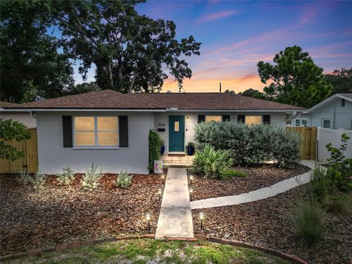 755 74th Avenue N, St Petersburg, FL, 33702 | Card Image