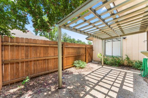 903 Silver Quail Ln, Austin, TX, 78758-5821 | Card Image