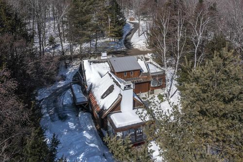 73 Cranberry Hill Rd, Winhall, VT, 05340-8818 | Card Image