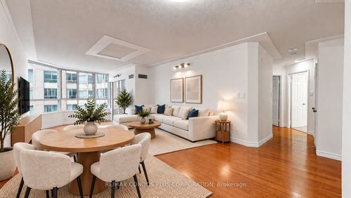 702-717 Bay St, Toronto, ON, M5G2J9 | Card Image