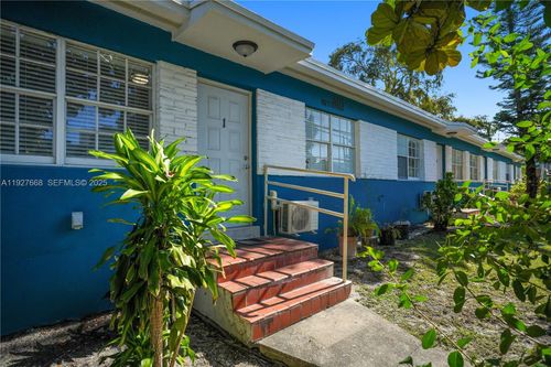 601 Sw 6th Ave, Miami, FL, 33130-3439 | Card Image