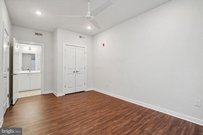 UNIT-402 - 4217 Chestnut St, Condo with 2 bedrooms, 2 bathrooms and null parking in PHILADELPHIA PA | Image 12