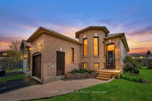 21 Birmingham Ave, Bowmanville, ON, L1C4Z6 | Card Image
