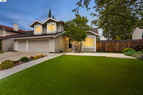 6427 Paseo Santa Maria, Pleasanton, CA, 94566-8624 | Card Image