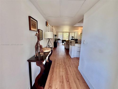 102-3051 S Palm Aire Dr, Pompano Beach, FL, 33069-4242 | Card Image
