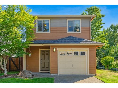 18843 Chanelle Way, Oregon City, OR, 97045-8151 | Card Image