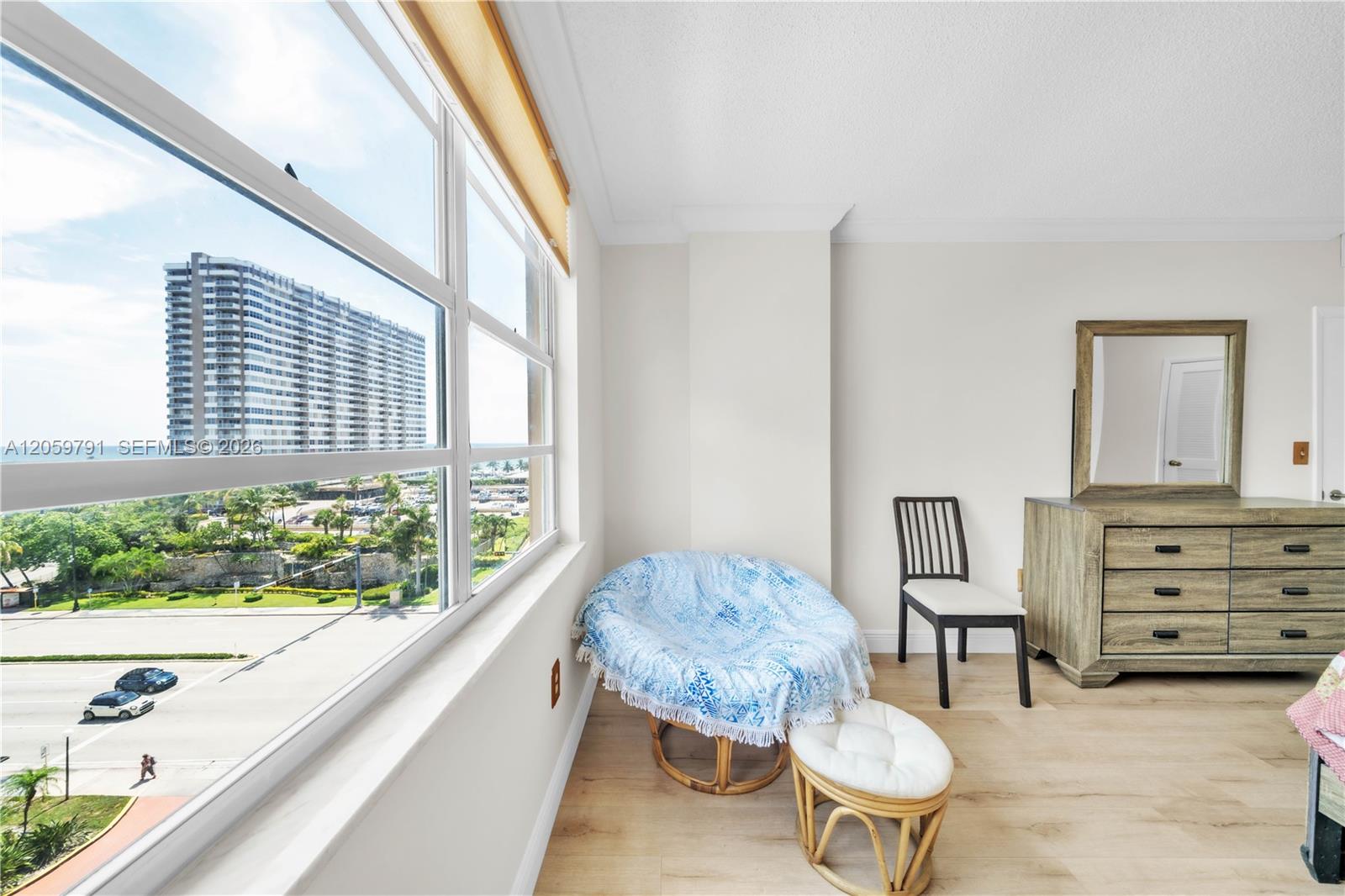 Residential Lease in Hallandale Beach 5