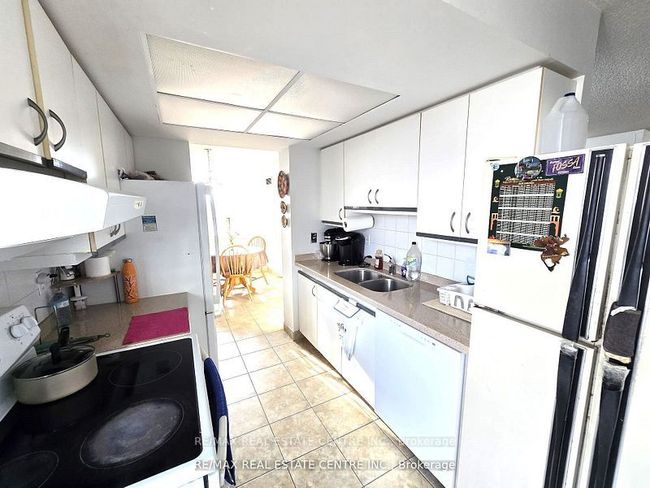 303 - 30 Malta Ave, Condo with 4 bedrooms, 2 bathrooms and 1 parking in Brampton ON | Image 12