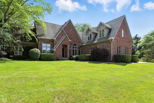 6183 Whitetail Run, Greenwood, IN, 46143-9137 | Card Image