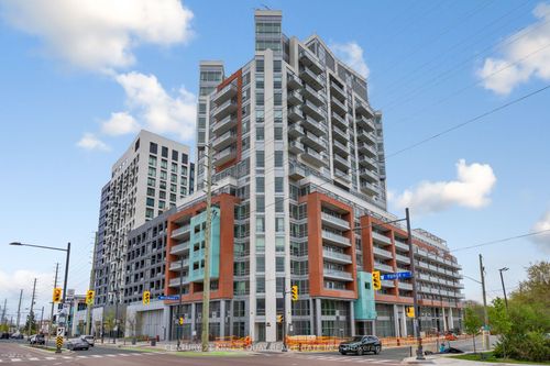 1004-8888 Yonge St, Richmond Hill, ON, L4C5V6 | Card Image