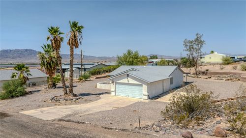 13485 Canyon Dr, Topock, AZ, 86436 | Card Image