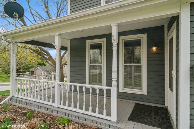 Wrap Around Front Porch | Image 16