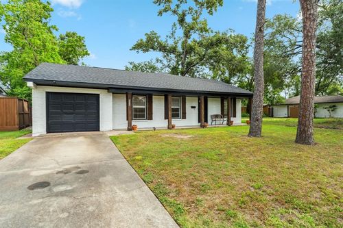 6038 Woodbrook Ln, Houston, TX, 77008-6366 | Card Image