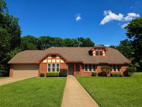 355 35th St Se, Paris, TX, 75460-6557 | Card Image