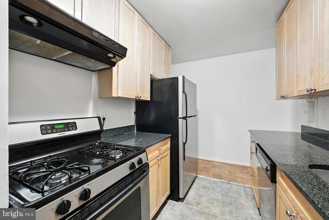 APT-504 - 922 24 Th St Nw, Condo with 2 bedrooms, 1 bathrooms and null parking in WASHINGTON DC | Image 10
