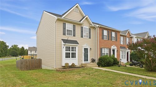 3945 Saint Michaels Sq, Fredericksburg, VA, 22408-7737 | Card Image