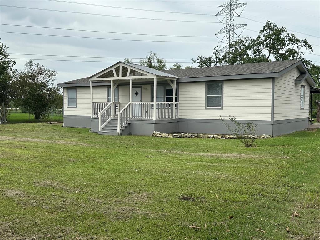 Avenue A , Rosharon, TX 77583