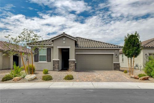 4323 Eatons Ranch Ct, North Las Vegas, NV, 89031-3761 | Card Image