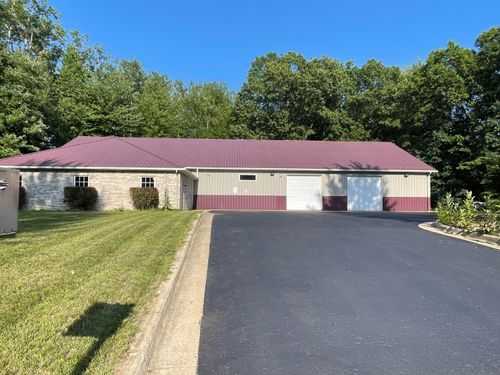 512 Industrial Park Dr, Greenville, MI, 48838-7703 | Card Image