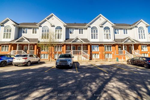389 Wiffen Pvt, Nepean, ON, K2H1G4 | Card Image