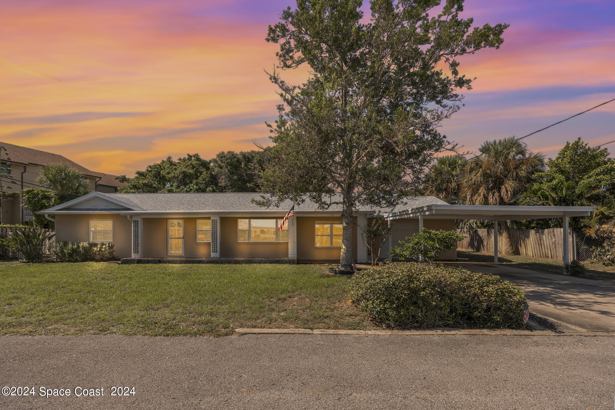 Howard Ln, Melbourne, FL 32935