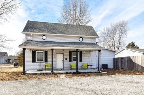 2336 N B St, Elwood, IN, 46036-1750 | Card Image