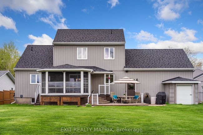 1920 Landry St, House other with 3 bedrooms, 3 bathrooms and 9 parking in Clarence Creek ON | Image 39