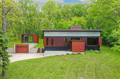 N6313 Paradise Drive, Spring Prairie, WI, 53105 | Card Image