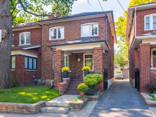 110 Jane St, Toronto, ON, M6S3Y6 | Card Image