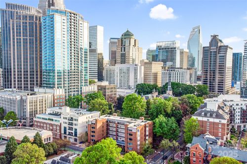 apt-28-224 N Poplar St, Charlotte, NC, 28202-1655 | Card Image