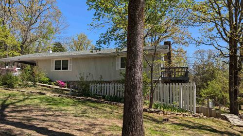 1012 Fairwater Cir, Horseshoe Bend, AR, 72512-4652 | Card Image
