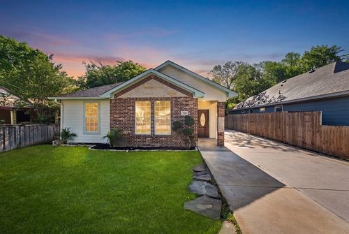 710 Elwayne Ave, Dallas, TX, 75217-5154 | Card Image