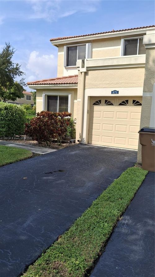 671-671 Deer Creek Corona Way, Deerfield Beach, FL, 33442-7944 | Card Image
