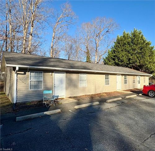 2808 Uwharrie Rd, Archdale, NC, 27263-8603 | Card Image