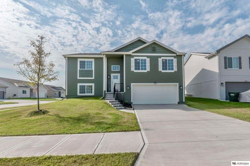 10901 Baker St, Omaha, NE, 68142-1182 | Card Image