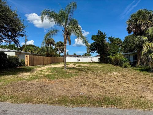 142 Holland Rd, Ormond Beach, FL, 32176-3205 | Card Image