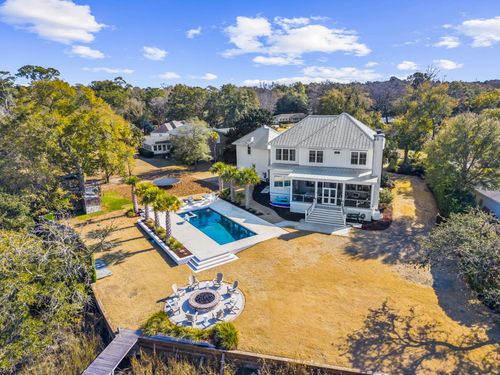 1064 N Shem Dr, Mount Pleasant, SC, 29464-4128 | Card Image