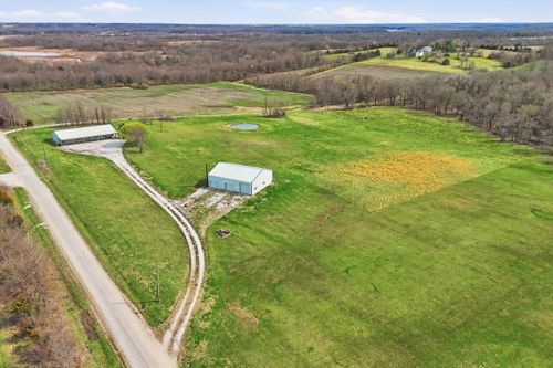 34345 Monroe Road 690, STOUTSVILLE, MO, 65283-2225 | Card Image