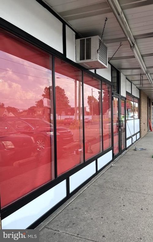 4147 Woerner Ave, LEVITTOWN, PA, 19057-2703 | Card Image