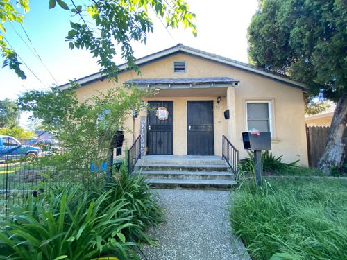 536 Hawthorne St, Yuba City, CA, 95991-4947 | Card Image