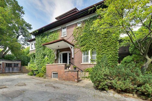 14 Bracondale Hill Road, Toronto, ON, M6G3P4 | Card Image