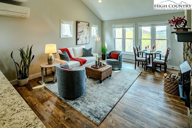 Great Room | Image 11