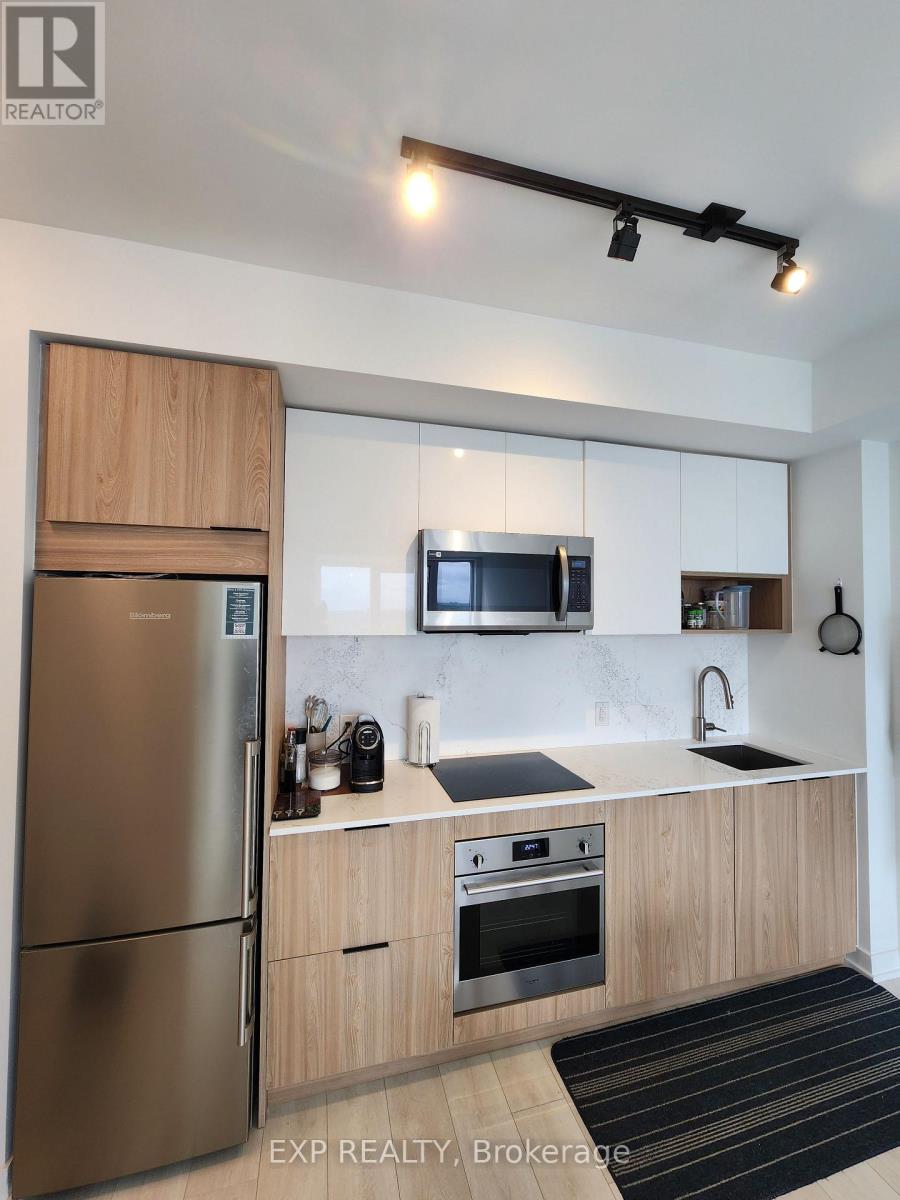 Residential in Toronto (Regent Park) 2