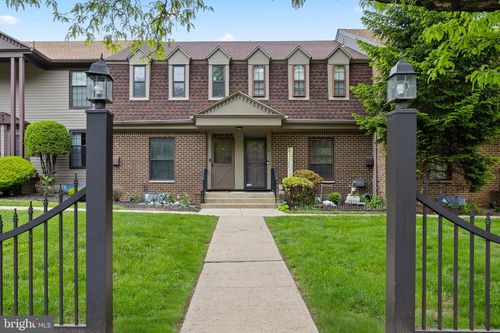 323 Gills Lane, 5h, Iselin, NJ, 08830 | Card Image