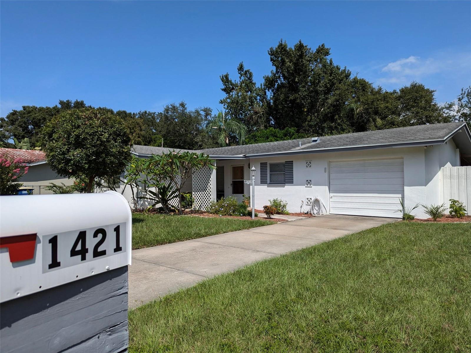 Evergreen Ave, Clearwater, FL 33756