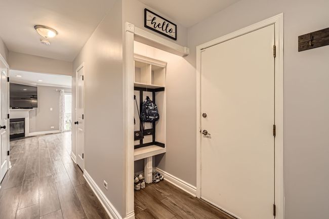 1300 Gloucester Cir, Townhouse with 3 bedrooms, 3 bathrooms and 2 parking in Carol Stream IL | Image 5