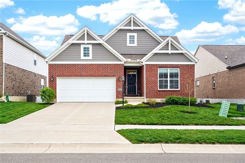 10023 Washington Glen Drive, Washington Twp, OH, 45458 | Card Image