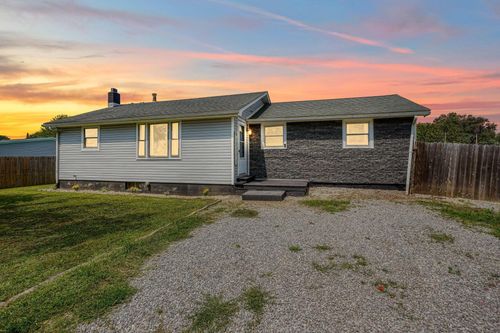 471 Woods Ln, Richmond Dale, OH, 45673-9723 | Card Image