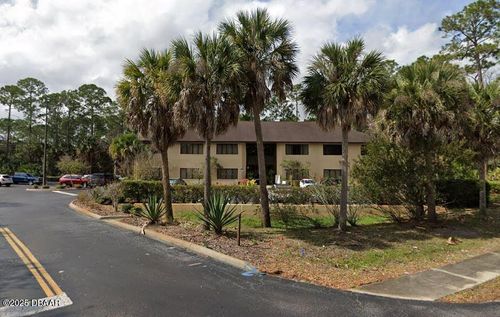 104-139 Executive Cir, Daytona Beach, FL, 32114-1198 | Card Image